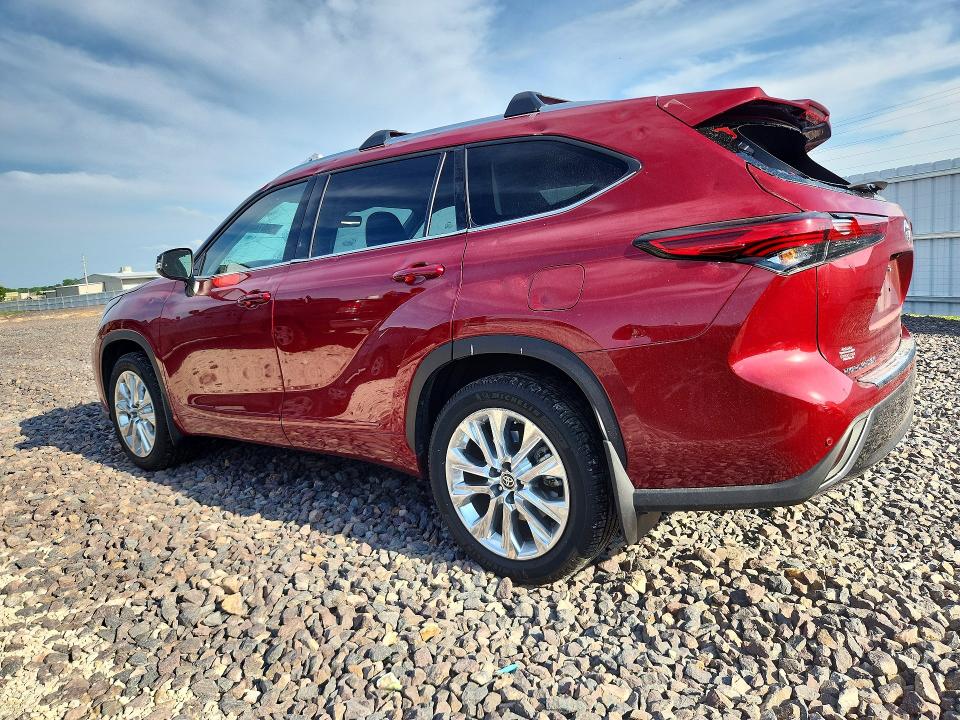 2022 Toyota Highlander მანქანა იყიდება აუქციონზე, vin: 5TDDZRBH1NS217821, აუქციონის ნომერი: 54074506