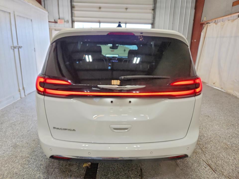 2025 Chrysler Pacifica მანქანა იყიდება აუქციონზე, vin: 2C4RC1BG4SR560966, აუქციონის ნომერი: 53971926