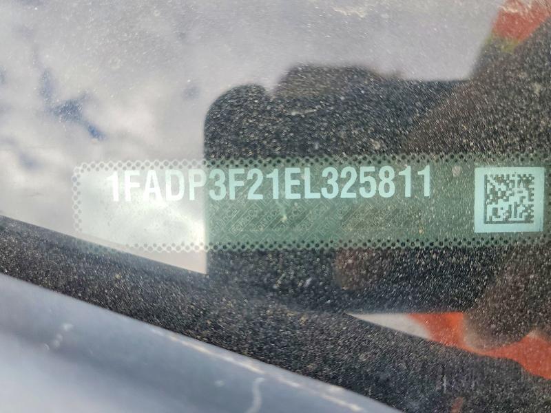 2014 Ford Focus მანქანა იყიდება აუქციონზე, vin: 1FADP3F21EL325811, აუქციონის ნომერი: 54869936