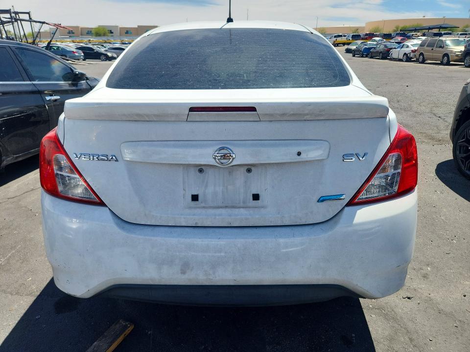 Aukcja sprzedaży 2015 Nissan Versa, vin: 3N1CN7APXFL886118, numer aukcji: 52275296
