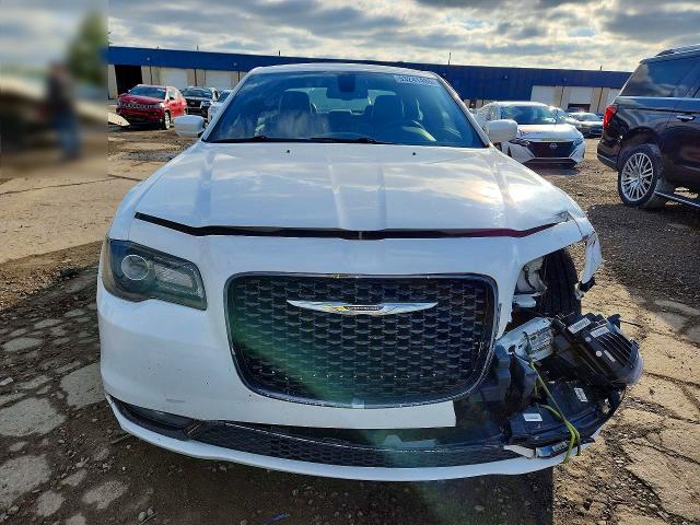 Продажа на аукционе авто 2017 Chrysler 300, vin: 2C3CCAGG0HH647975, номер лота: 53241486