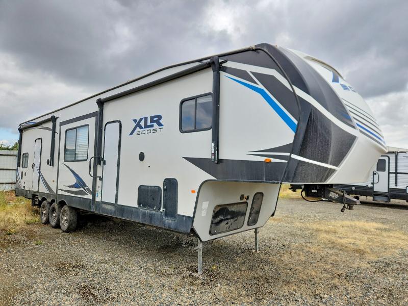 52394686 :رقم المزاد ، 5ZT3XL2F1NZ001476 vin ، 2022 Forest River Xlr مزاد بيع