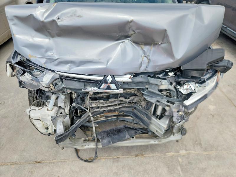 2018 Mitsubishi Outlander მანქანა იყიდება აუქციონზე, vin: JA4AD3A39JZ043309, აუქციონის ნომერი: 53947216