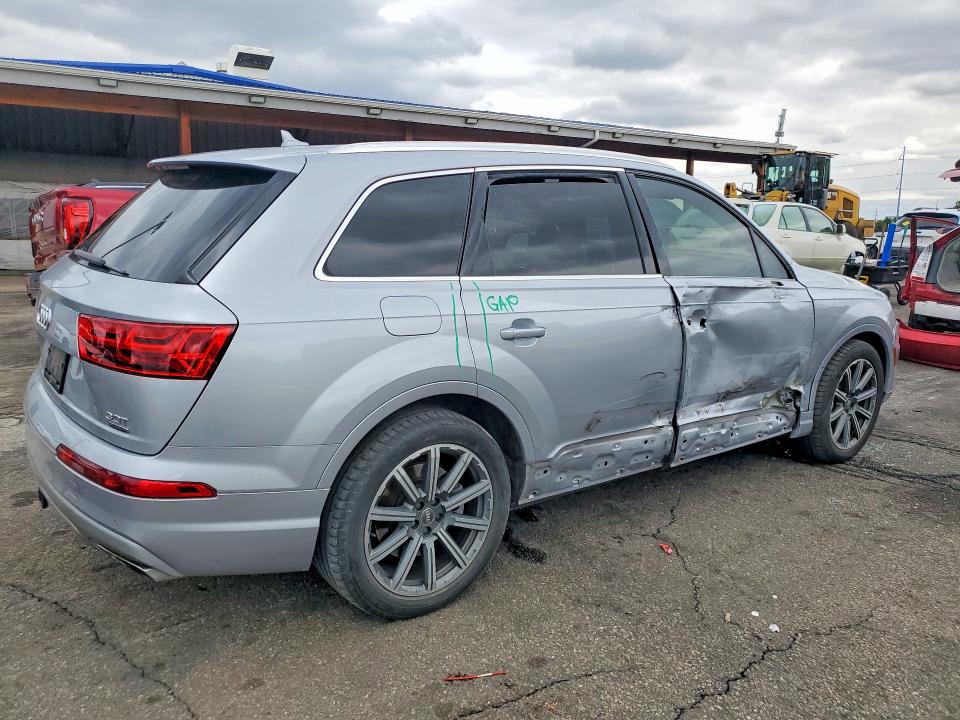 54507166 :رقم المزاد ، WA1VABF70JD008218 vin ، 2018 Audi Q7 مزاد بيع