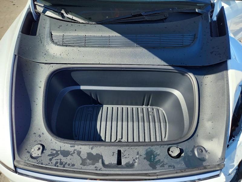 2026 Tesla Model Y მანქანა იყიდება აუქციონზე, vin: 7SAYGDED9TF417000, აუქციონის ნომერი: 53353726