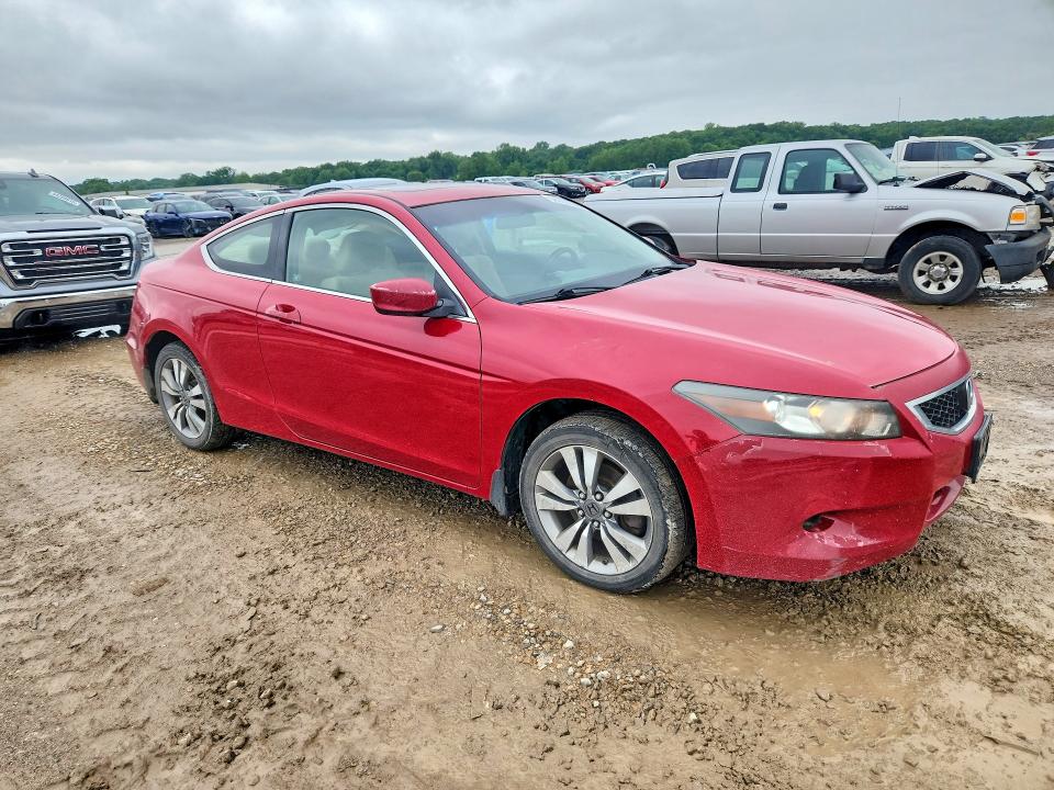 55136196 :رقم المزاد ، 1HGCS1B78AA012384 vin ، 2010 Honda Accord مزاد بيع