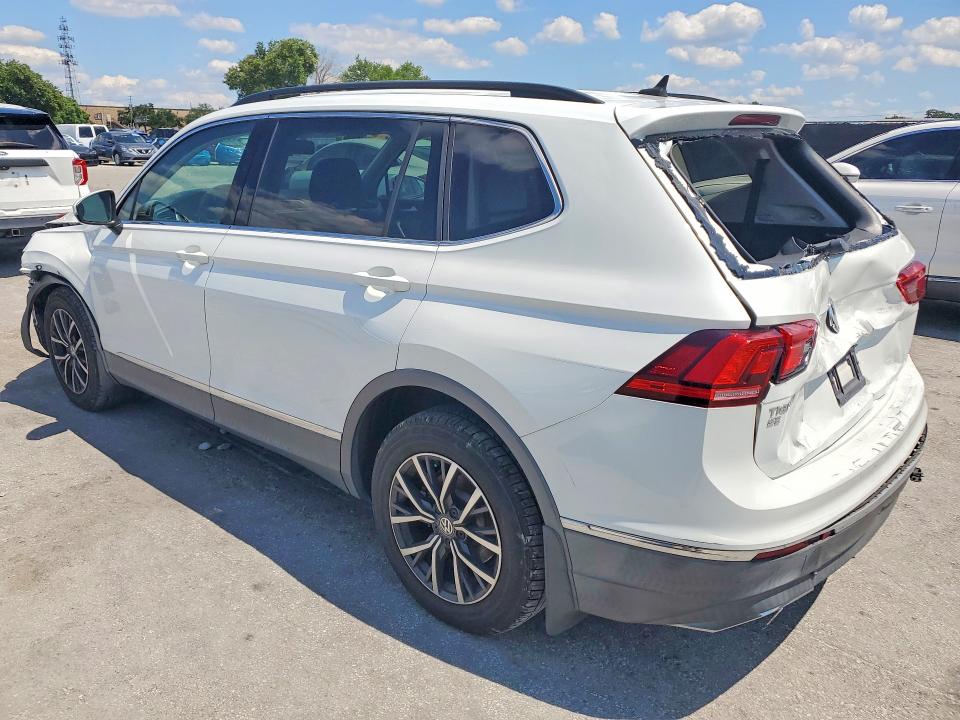 53337006 :رقم المزاد ، 3VV3B7AX8LM032600 vin ، 2020 Volkswagen Tiguan مزاد بيع