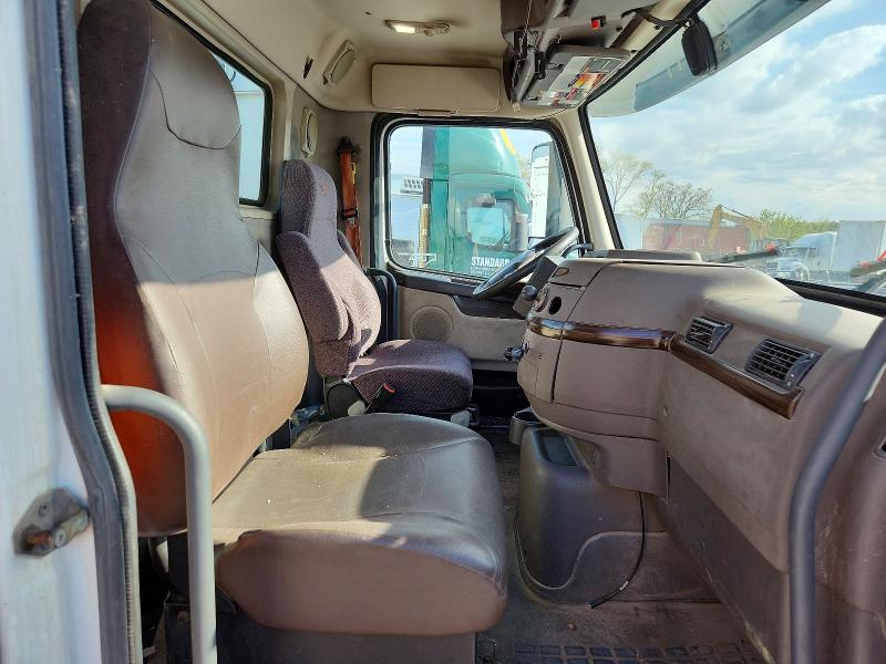 50617886 :رقم المزاد ، 4V4N39TG7JN892475 vin ، 2018 Volvo Vnl مزاد بيع