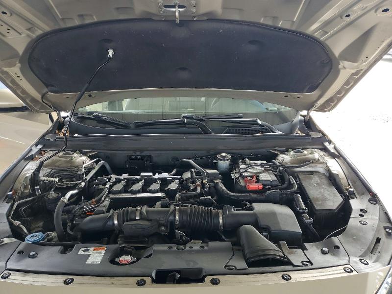 Продажа на аукционе авто 2018 Honda Accord, vin: 1HGCV1F14JA044567, номер лота: 53579336