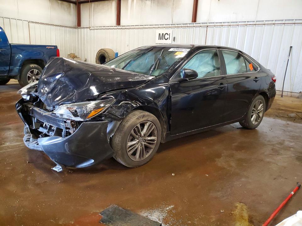 53908696 :رقم المزاد ، 4T1BF1FK6GU151641 vin ، 2016 Toyota Camry مزاد بيع