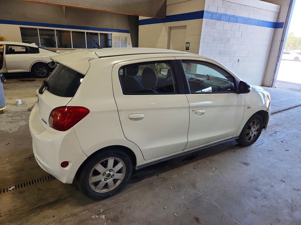 52154676 :رقم المزاد ، ML32A4HJ2FH043598 vin ، 2015 Mitsubishi Mirage مزاد بيع