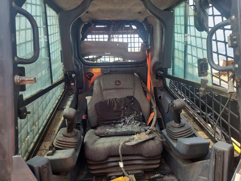 55181956 :رقم المزاد ، 1T0333GMEPF444753 vin ، 2023 John Deere 333g مزاد بيع