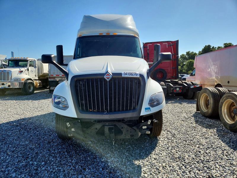 Продаж на аукціоні авто 2021 International Lt625, vin: 3HSDZTZR3MN861431, номер лоту: 54158276