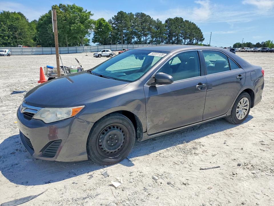 52231126 :رقم المزاد ، 4T1BF1FK7EU756474 vin ، 2016 Toyota Camry Base/se/le/xle مزاد بيع