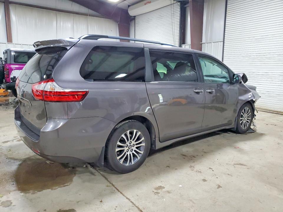 54644956 :رقم المزاد ، 5TDYZ3DC0KS987651 vin ، 2019 Toyota Sienna مزاد بيع