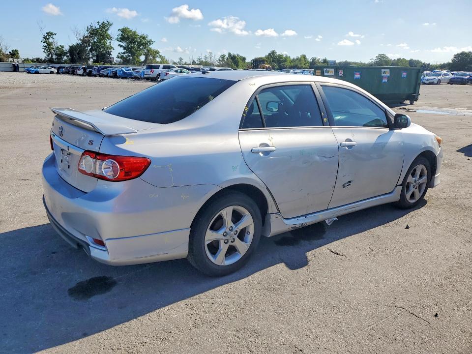 2011 Toyota Corolla მანქანა იყიდება აუქციონზე, vin: 2T1BU4EE5BC550702, აუქციონის ნომერი: 54109266