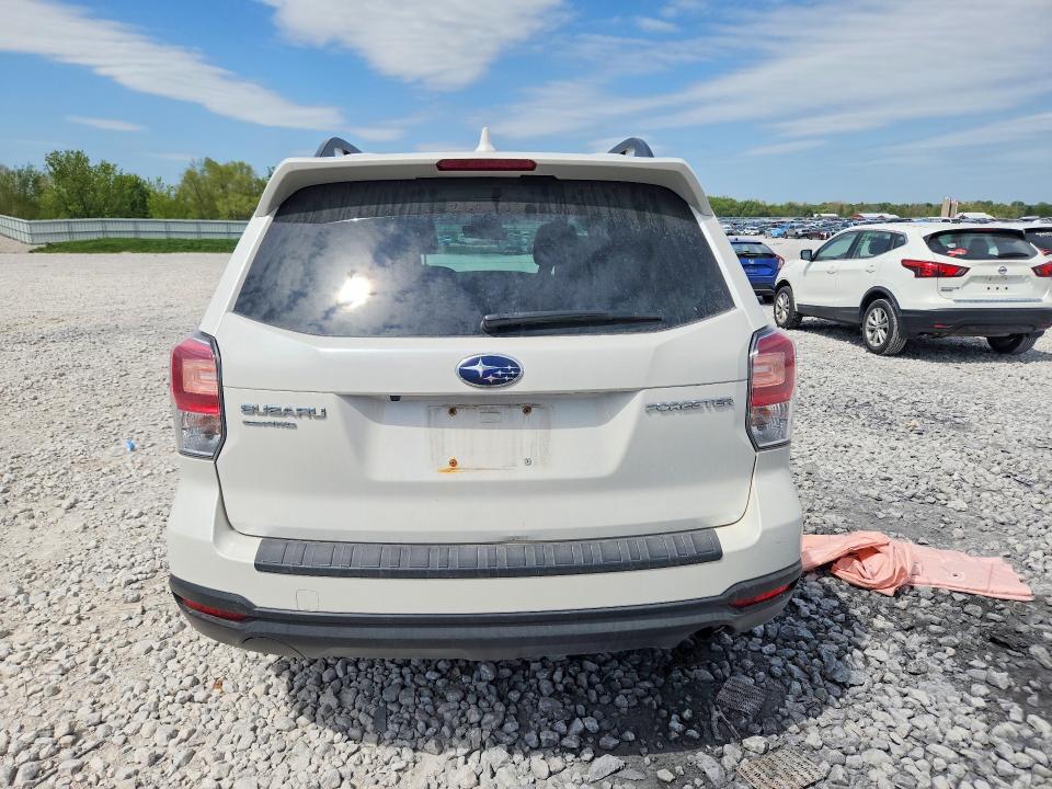 Продаж на аукціоні авто 2018 Subaru Forester, vin: JF2SJAECXJH584135, номер лоту: 53550196