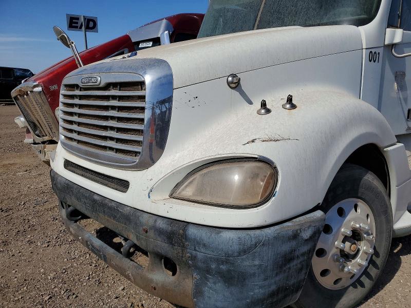 49477776 :رقم المزاد ، 1FUJA6CG62PJ66328 vin ، 2002 Freightliner Conventional مزاد بيع