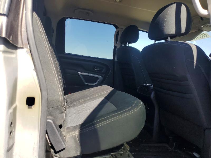 52371726 :رقم المزاد ، 1N6BA1F4XGN506161 vin ، 2016 Nissan Titan Xd مزاد بيع