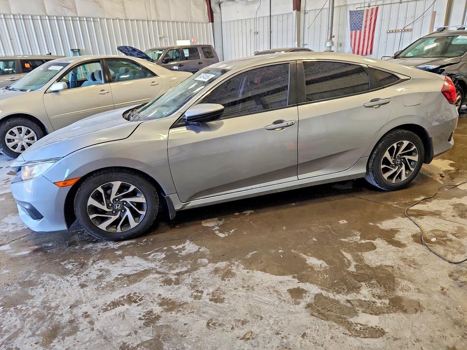 54674056 :رقم المزاد ، 19XFC2F70GE072982 vin ، 2016 Honda Civic مزاد بيع