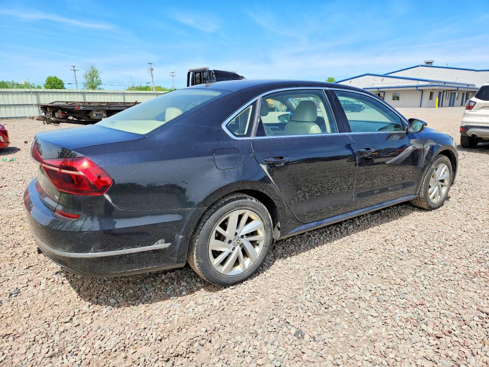 54151146 :رقم المزاد ، 1VWBA7A34JC002662 vin ، 2018 Volkswagen Passat مزاد بيع
