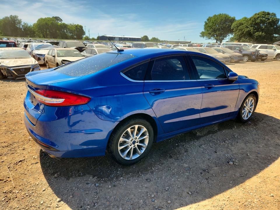 Продажа на аукционе авто 2017 Ford Fusion, vin: 3FA6P0H77HR359208, номер лота: 53804526