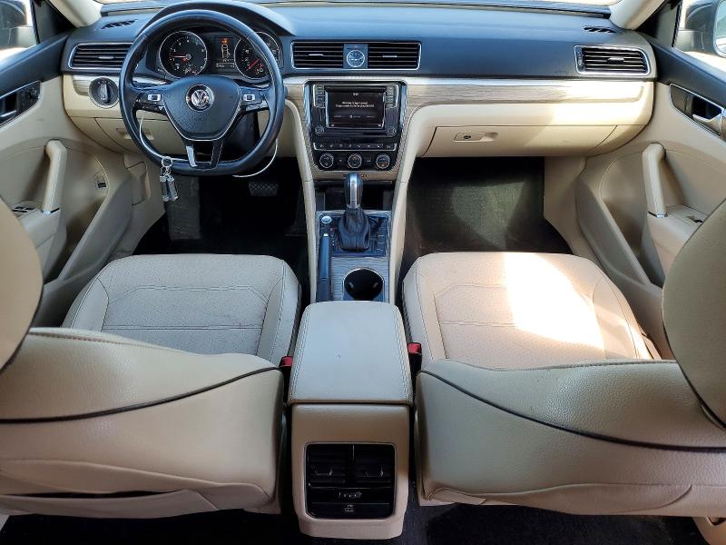 54975256 :رقم المزاد ، 1VWBT7A3XHC018434 vin ، 2017 Volkswagen Passat مزاد بيع