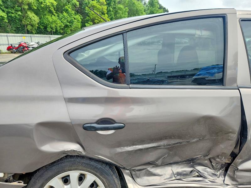 54353916 :رقم المزاد ، 3N1CN7AP4HL904115 vin ، 2017 Nissan Versa مزاد بيع