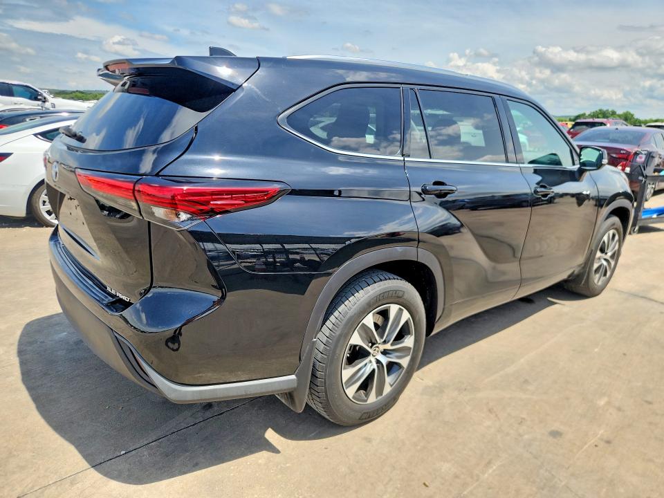 Aukcja sprzedaży 2021 Toyota Highlander, vin: 5TDGZRBHXMS120399, numer aukcji: 54896296