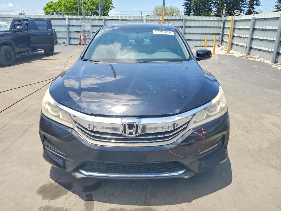 Aukcja sprzedaży 2017 Honda Accord, vin: 1HGCR2F76HA053313, numer aukcji: 52201016
