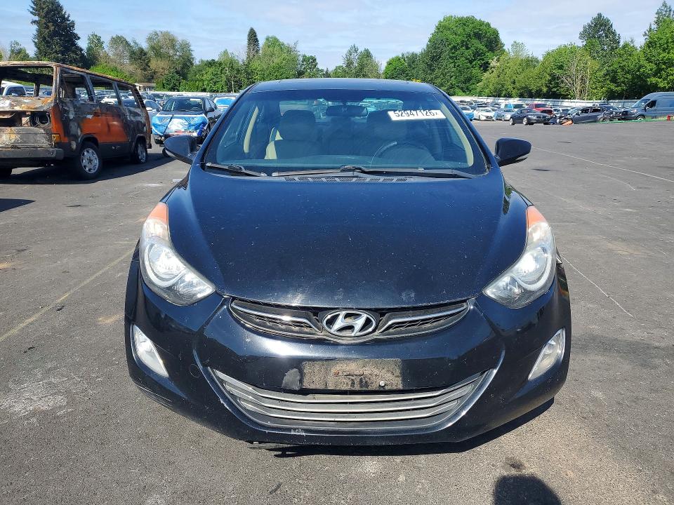 2011 Hyundai Elantra მანქანა იყიდება აუქციონზე, vin: 5NPDH4AE8BH013015, აუქციონის ნომერი: 52947126