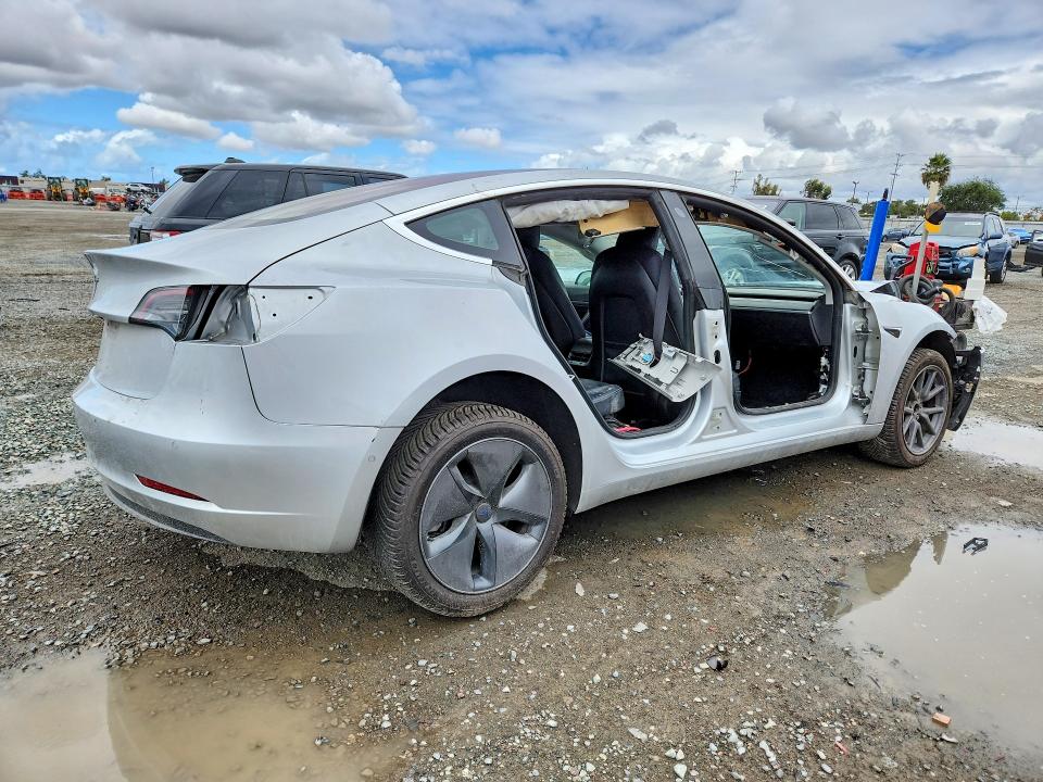 2018 Tesla Model 3 მანქანა იყიდება აუქციონზე, vin: 5YJ3E1EA1JF016538, აუქციონის ნომერი: 52555706