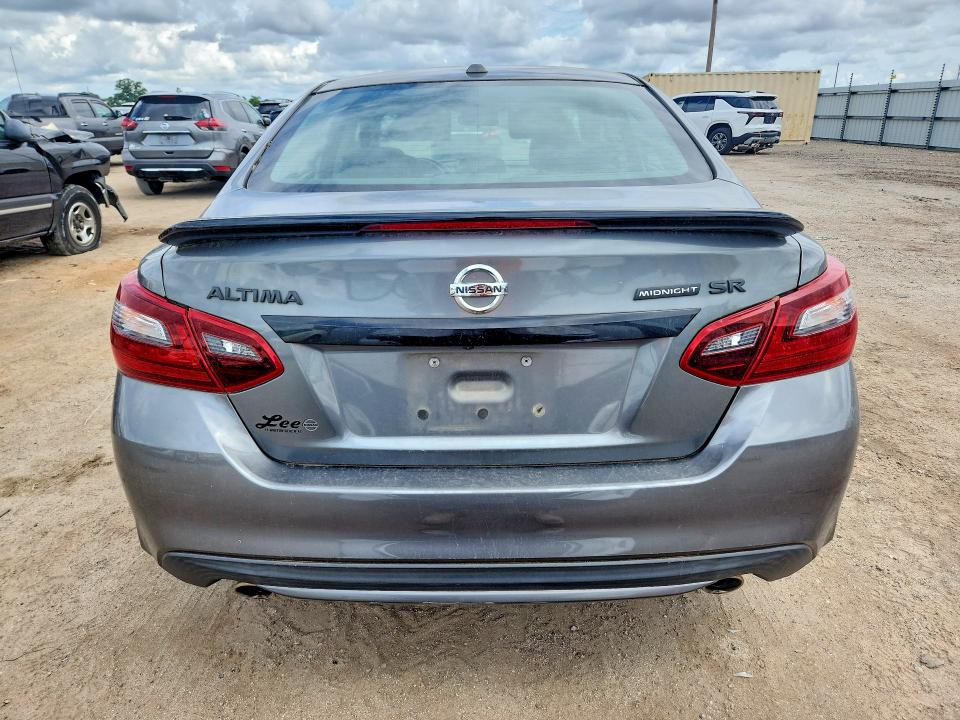 54520736 :رقم المزاد ، 1N4AL3AP8JC200543 vin ، 2018 Nissan Altima مزاد بيع