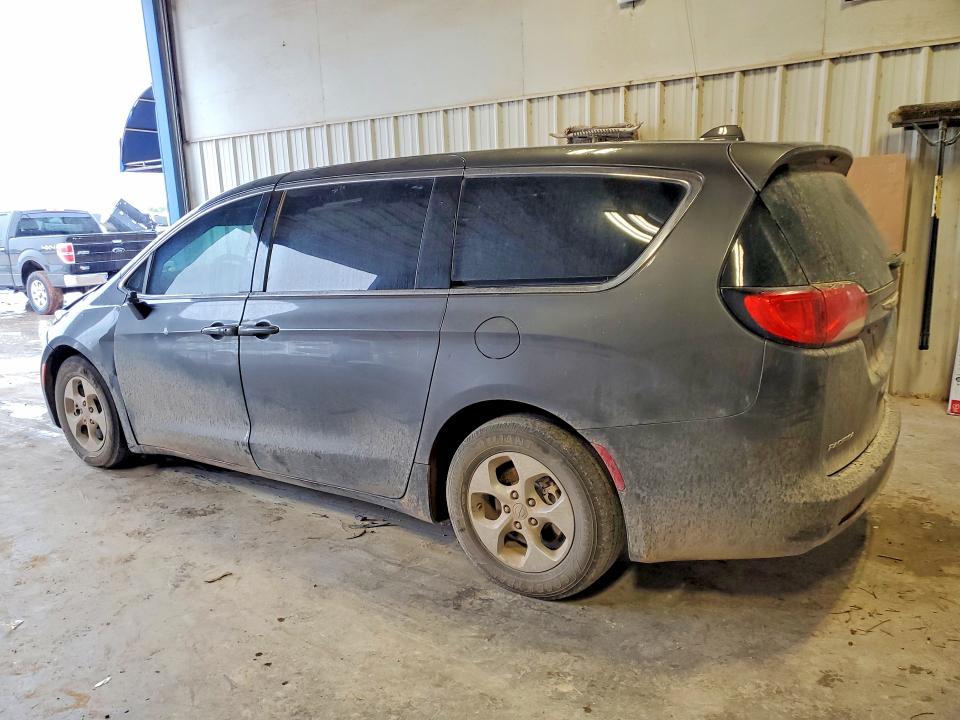 54628726 :رقم المزاد ، 2C4RC1CG3HR608710 vin ، 2017 Chrysler Pacifica مزاد بيع