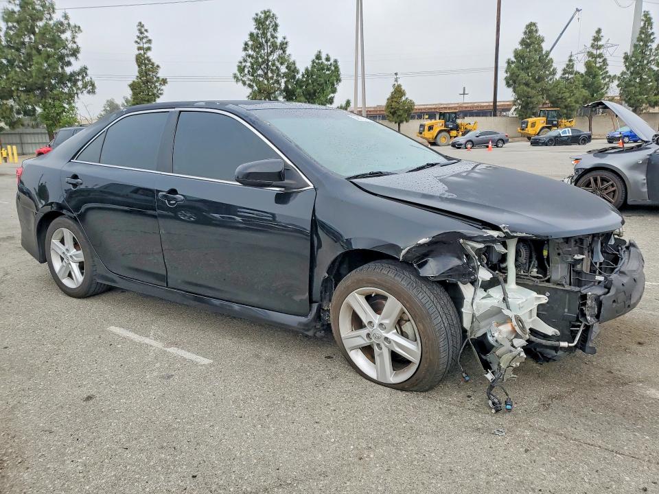 2014 Toyota Camry მანქანა იყიდება აუქციონზე, vin: 4T1BF1FK3EU849394, აუქციონის ნომერი: 52875316