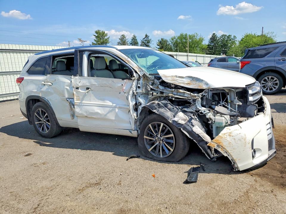 Aukcja sprzedaży 2017 Toyota Highlander, vin: 5TDJZRFH2HS514842, numer aukcji: 53526696