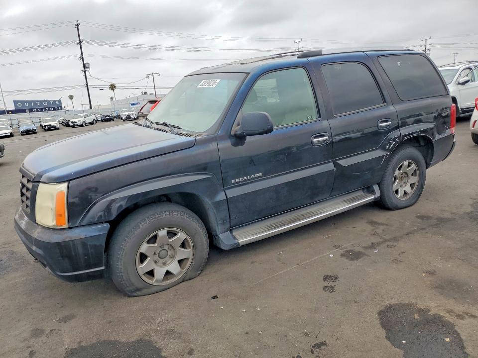2002 Cadillac Escalade მანქანა იყიდება აუქციონზე, vin: 1GYEK63NX2R101971, აუქციონის ნომერი: 53299236