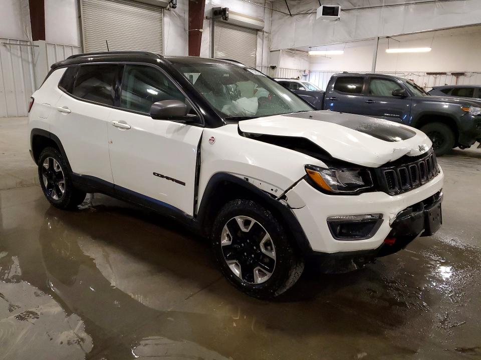 2018 Jeep Compass მანქანა იყიდება აუქციონზე, vin: 3C4NJDDB2JT424208, აუქციონის ნომერი: 53612566