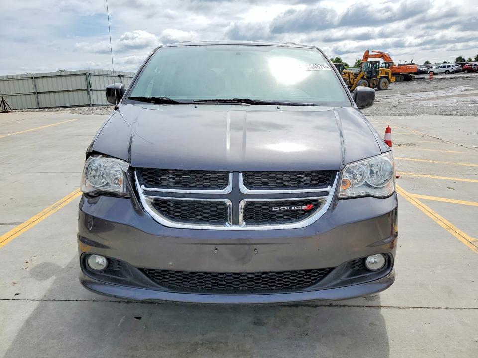 2017 Dodge Grand Caravan მანქანა იყიდება აუქციონზე, vin: 2C4RDGCG8HR557690, აუქციონის ნომერი: 51664876