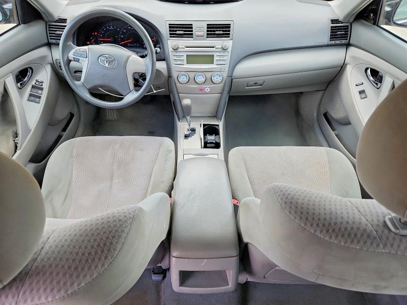 51989756 :رقم المزاد ، 4T4BF3EKXBR088300 vin ، 2011 Toyota Camry مزاد بيع