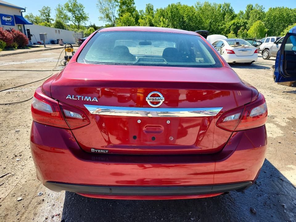 52772696 :رقم المزاد ، 1N4AL3APXJC297387 vin ، 2018 Nissan Altima مزاد بيع