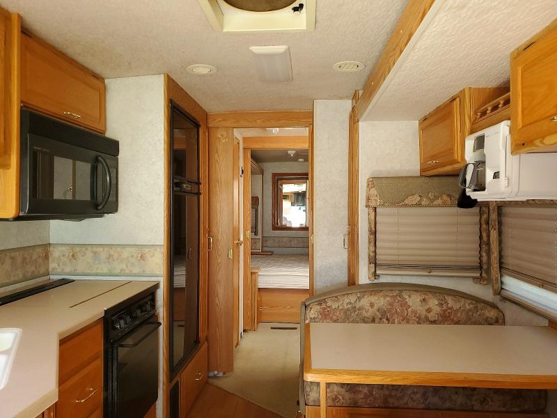 Aukcja sprzedaży 2001 Winnebago Unknown, vin: 1FCNF53S910A17959, numer aukcji: 49464126