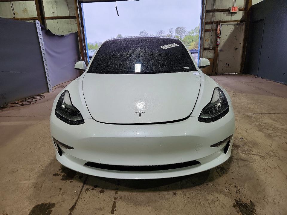 2022 Tesla Model 3 მანქანა იყიდება აუქციონზე, vin: 5YJ3E1EB5NF117595, აუქციონის ნომერი: 51139276