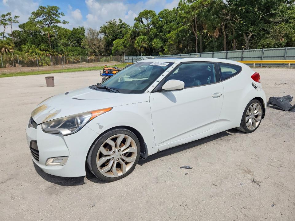 Продаж на аукціоні авто 2015 Hyundai Veloster, vin: KMHTC6AD3FU237121, номер лоту: 55231866