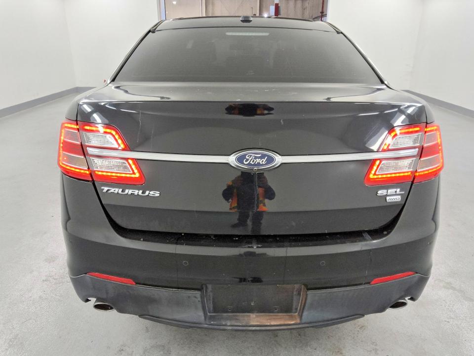 Продажа на аукционе авто 2017 Ford Taurus, vin: 1FAHP2H82HG126292, номер лота: 52351156