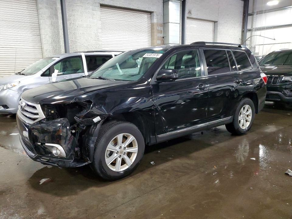 54461976 :رقم المزاد ، 5TDBK3EH5BS062528 vin ، 2011 Toyota Highlander مزاد بيع