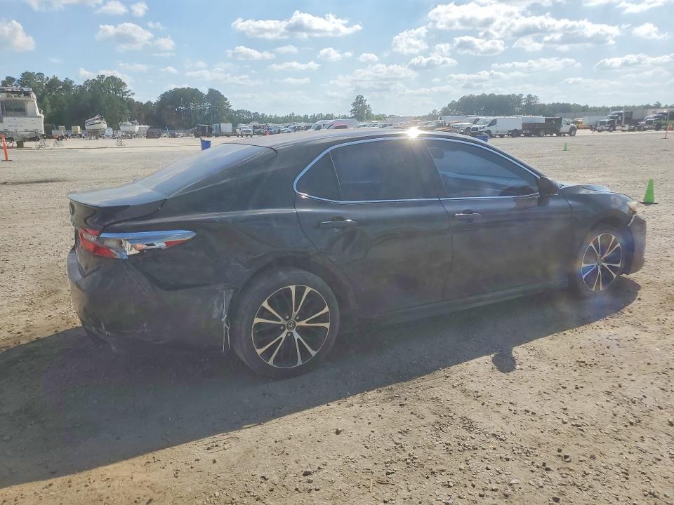 Продаж на аукціоні авто 2018 Toyota Camry, vin: 4T1B11HK0JU030669, номер лоту: 53981566