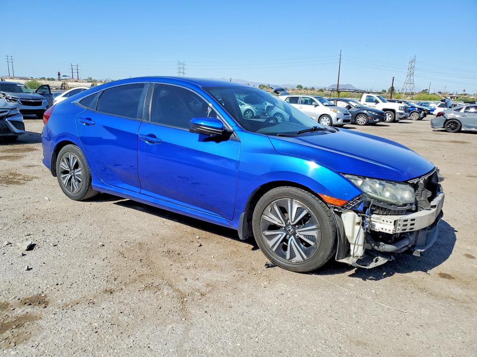Продажа на аукционе авто 2017 Honda Civic, vin: 19XFC1F75HE010392, номер лота: 52892816