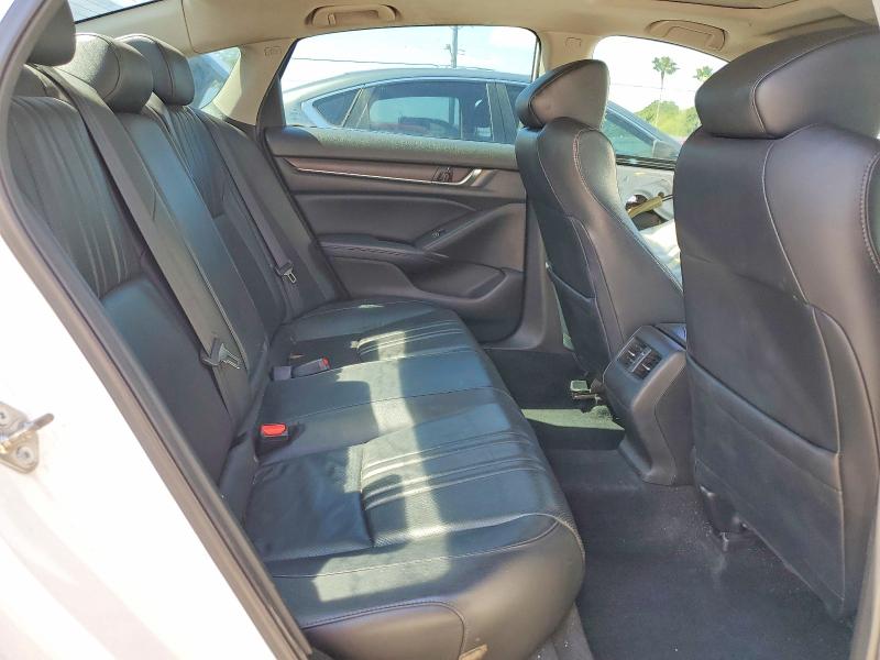 Продажа на аукционе авто 2018 Honda Accord, vin: 1HGCV2F53JA017837, номер лота: 51412876