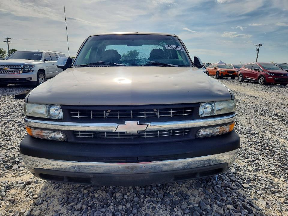 Продаж на аукціоні авто 2000 Chevrolet Silverado, vin: 1GCEC19T9YZ119852, номер лоту: 53287026